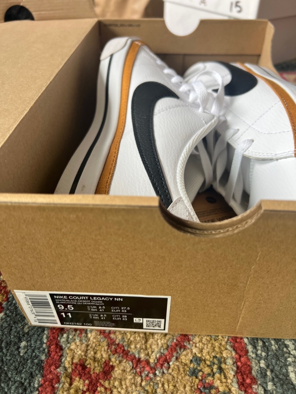 Nike White Black Tan Low-Top Sneakers
